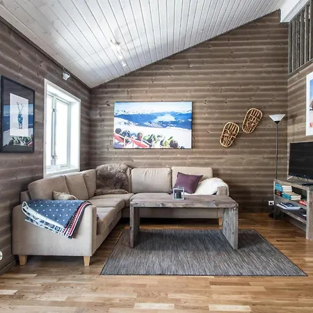 2 Bedroom Cozy In *