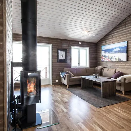 2 Bedroom Cozy In