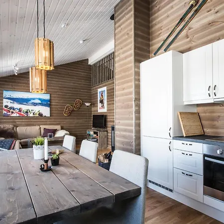 2 Bedroom Cozy In Apartment